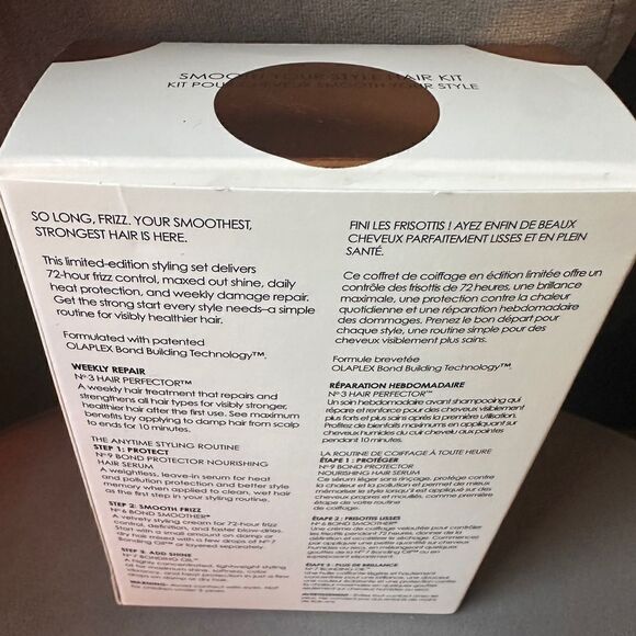 OLAPLEX SMOOTH YOUR HAIR STYLE HAIR KIT Sleek, strong hair is 🎁 of the season - Picture 6 of 15